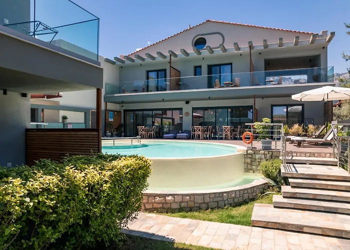 La Isola 3*