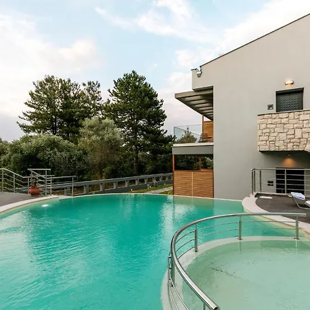 Appart hôtel La Isola *