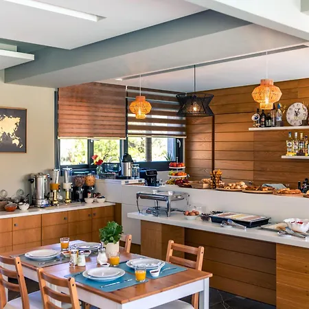 La Isola سكالا بوتامياس